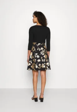 Anna Field Robe En Jersey - Black Gold 12 Anna Field Robe En Jersey - Black Gold -Anna Field Boutique 05b72f46a2404ba0845d513dfccad803 scaled