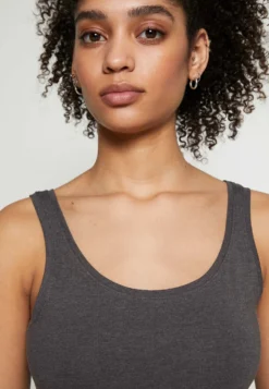 Anna Field Basic Tank 3Er Pack - Débardeur - Black White Mottl -Anna Field Boutique 19a5ea7cfa044abe92619a342057c333 scaled