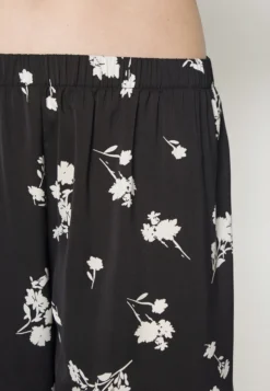 Anna Field Set - Pyjama - Black/Offwhite -Anna Field Boutique 680d4776ce4e4f1ca7d216a1744c0b9a scaled