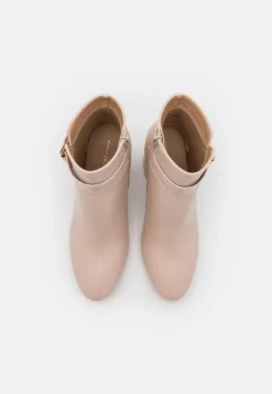 Anna Field Boots À Talons - Beige -Anna Field Boutique 80b4daa6c1064912bf6fc945f5e99ced scaled