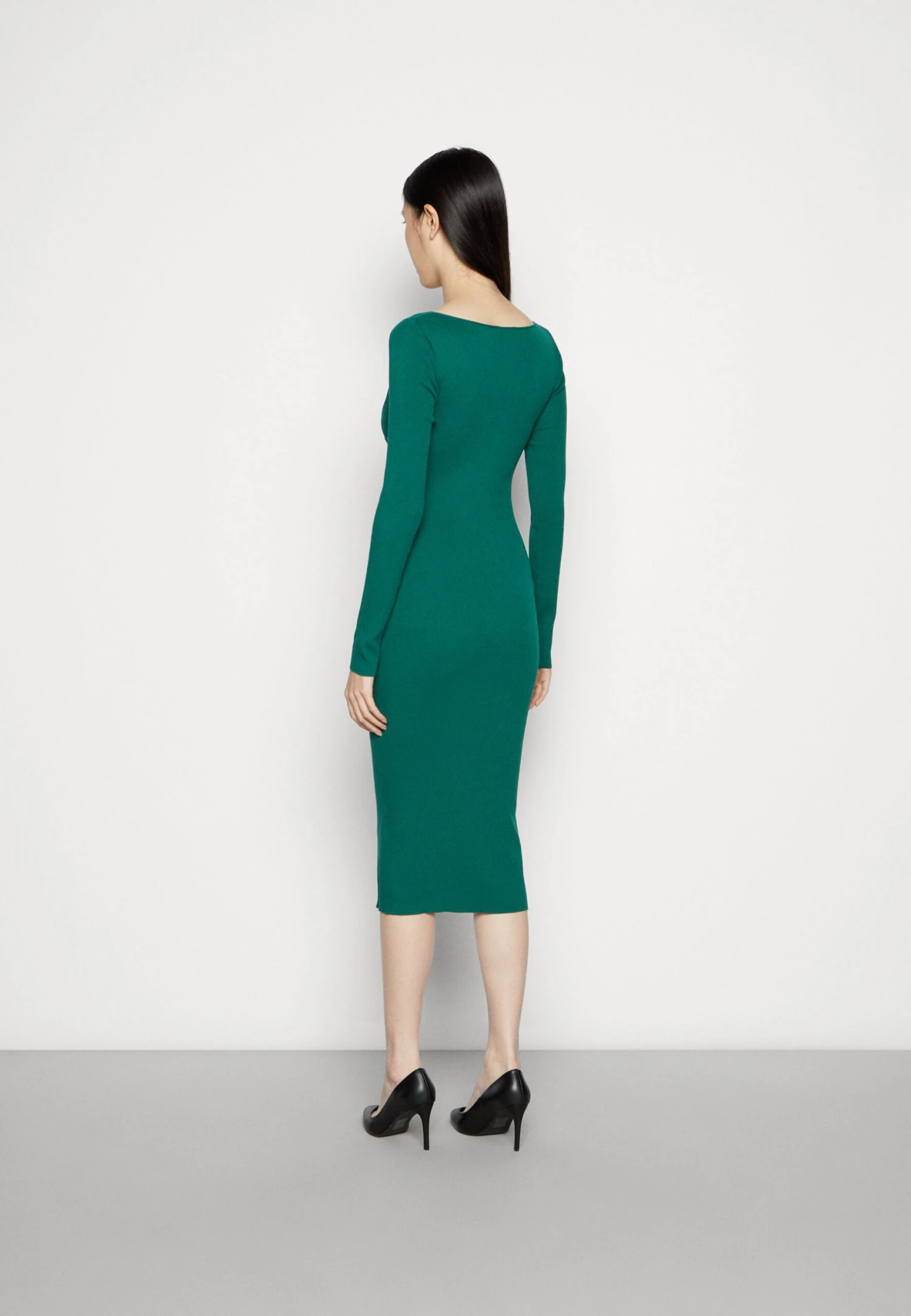 Anna Field V Ausschnitt Bodycon Midi Strickkleid - Robe Fourreau - Green 3 Anna Field V Ausschnitt Bodycon Midi Strickkleid - Robe Fourreau - Green â Image 3