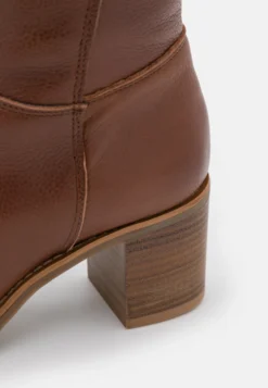 Anna Field Leather - Bottes - Cognac -Anna Field Boutique d122ca51a16b4fa59e92b4d8f46ee064 scaled