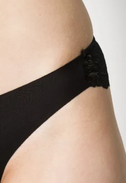 Anna Field 7 Pack - Slip - Black 9 Anna Field 7 Pack - Slip - Black -Anna Field Boutique fdd7028d66eb472f801eed1d4fea5591 scaled